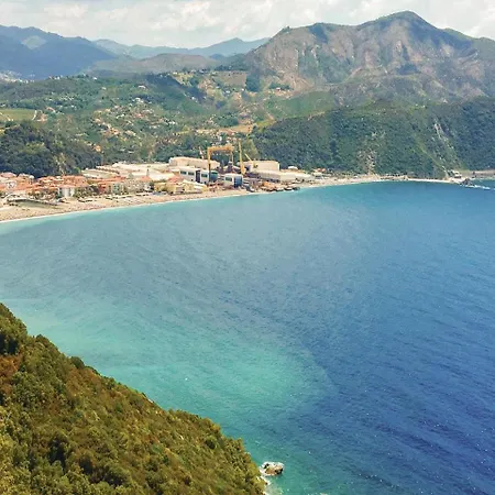 Corniglia 度假居 *